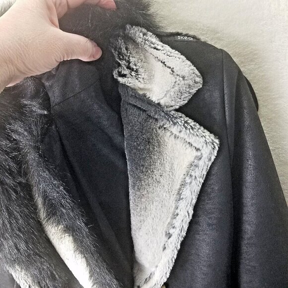 Skea black maxi over coat women's 10 plush faux sheep skin fur detachable collar - Picture 15 of 16